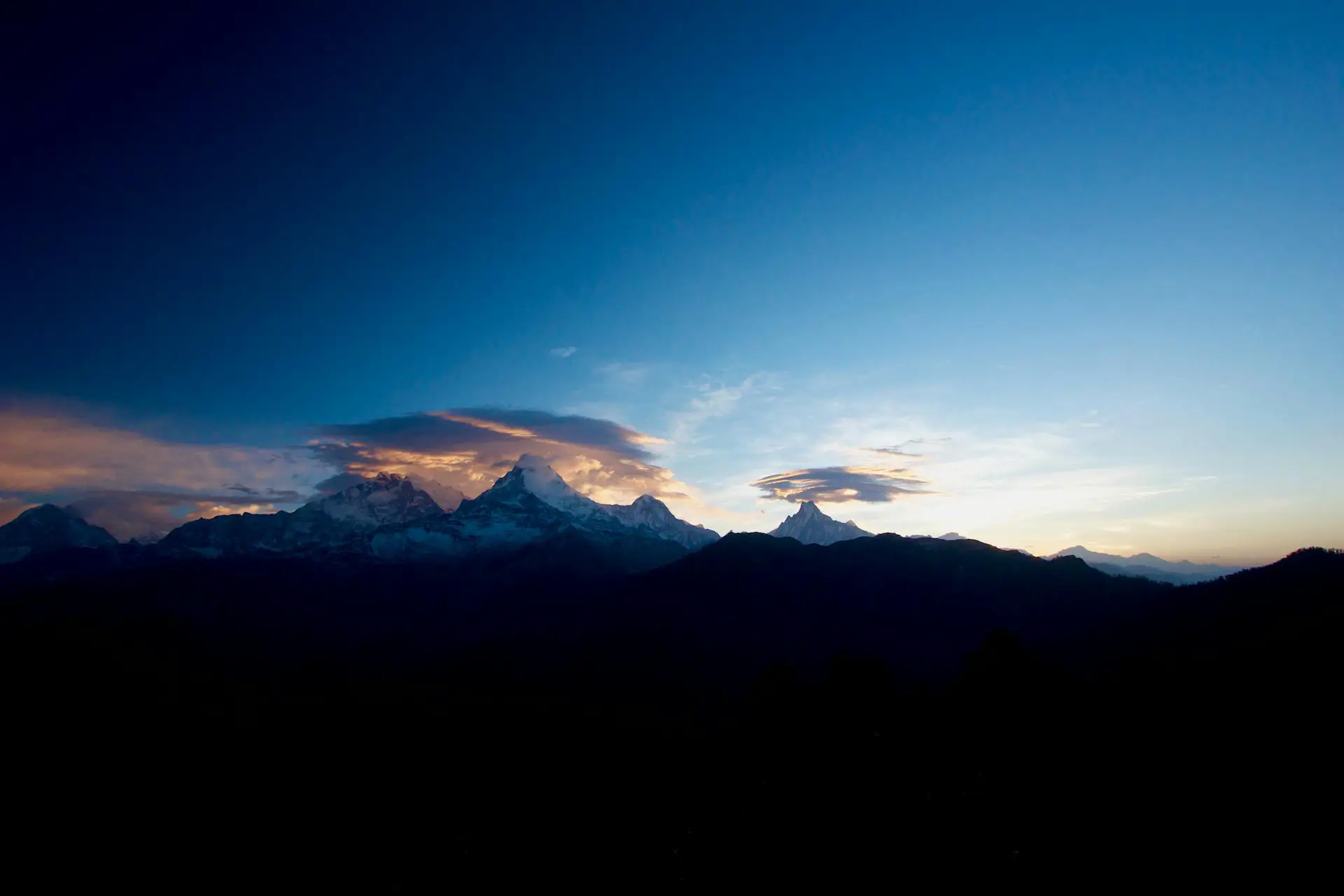 Chulu East Peak Climbing